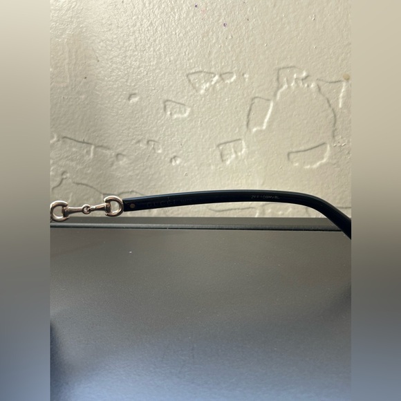 Square Gucci sunglasses - Picture 8 of 13